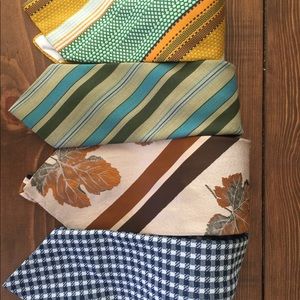 Vintage retro groomsman tie gold blue green